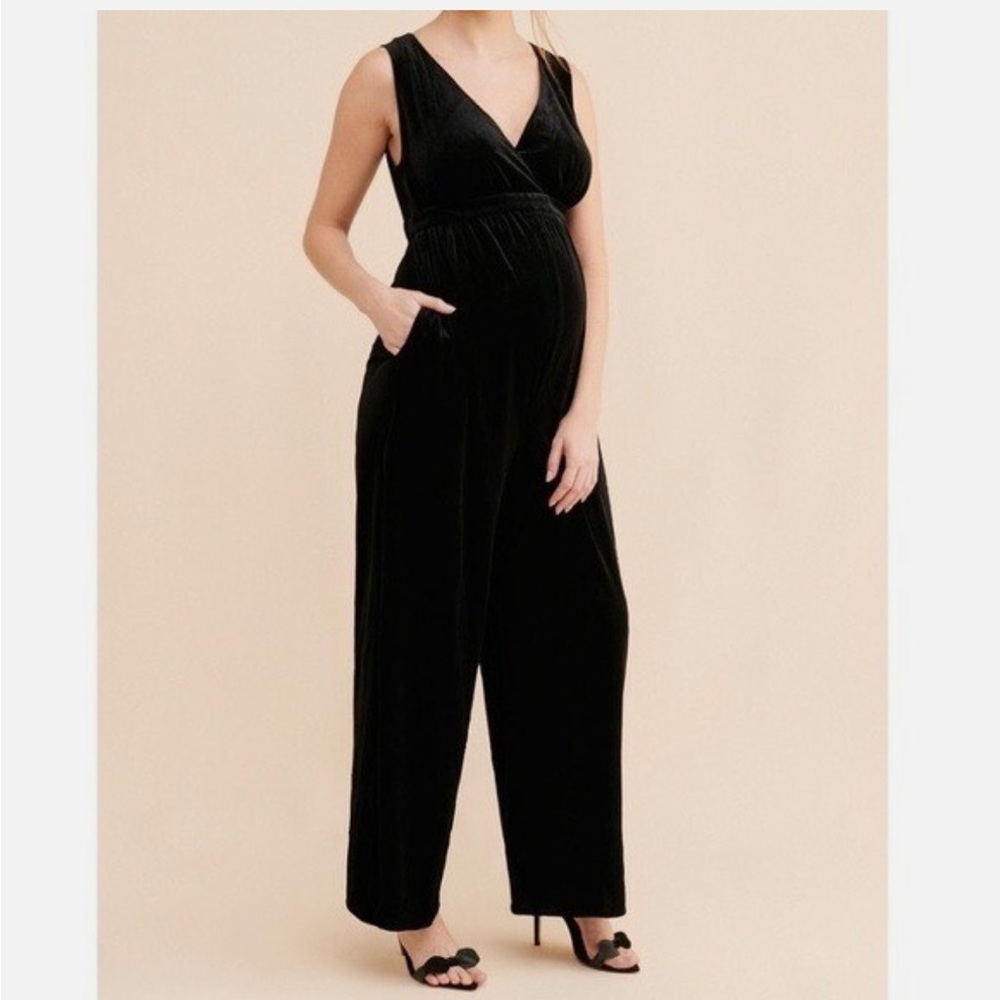 Ingrid & Isabel Maternity Velvet Sleeveless Jumpsuit S